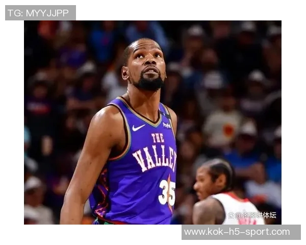 杜兰特第三节火力全开6投全中轻松斩获13分助队逆转局势